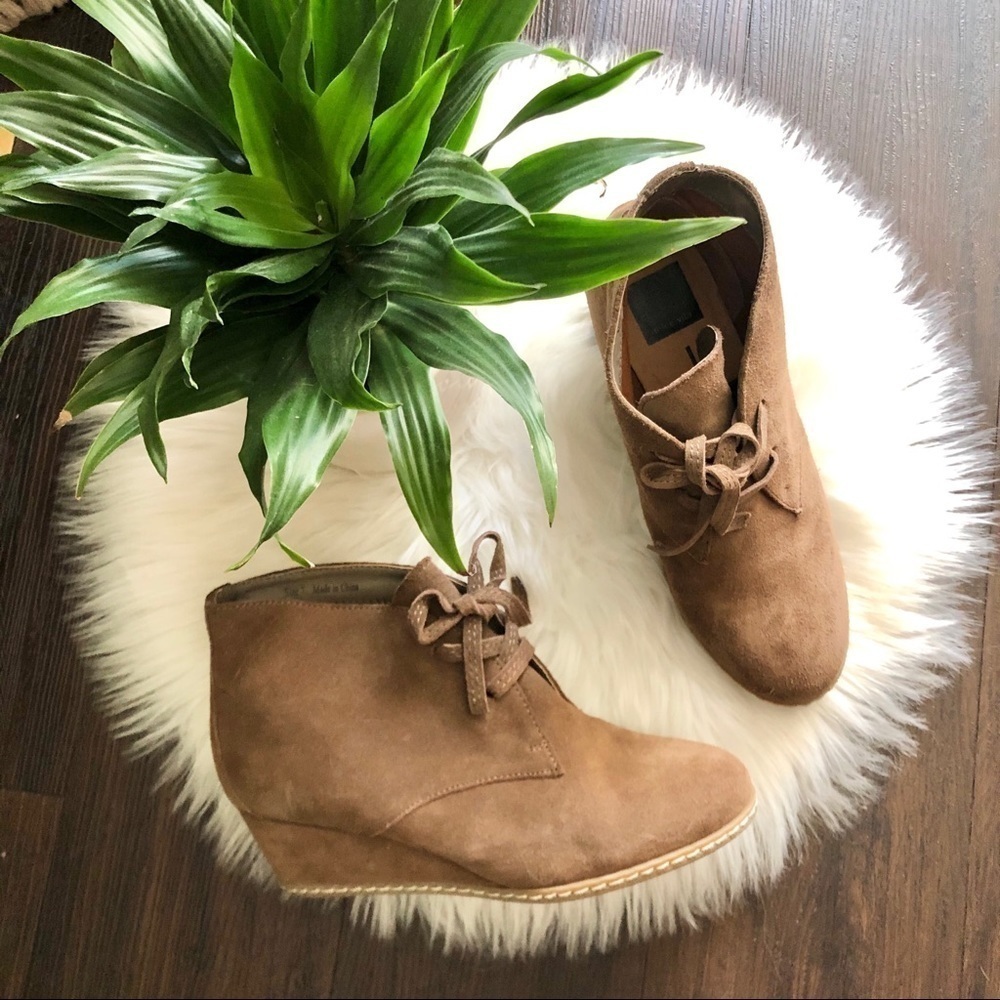 Dolce vita lace up suede wedge booties